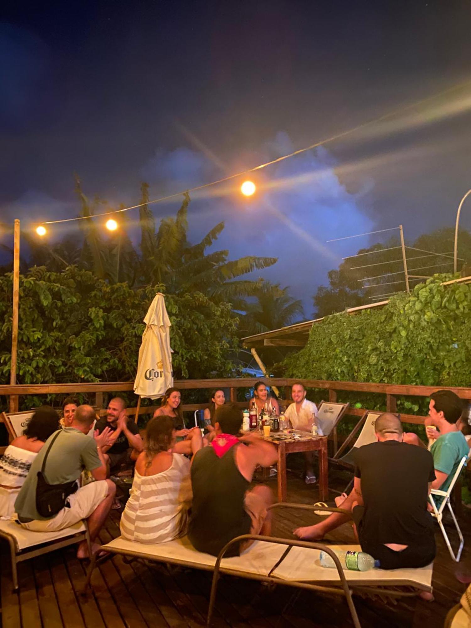 费尔南多 - 迪诺罗尼亚 斯维尔旅舍酒店 外观 照片
